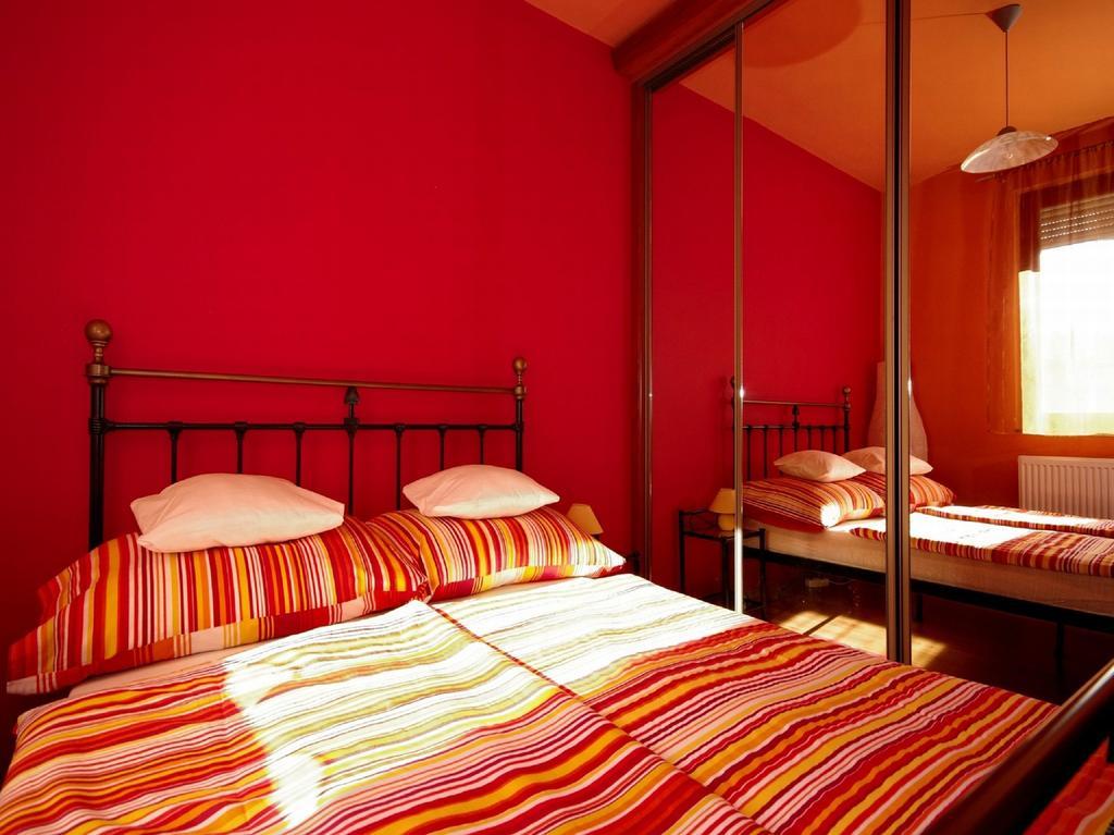 Hellasz Apartman ยูลา ภายนอก รูปภาพ
